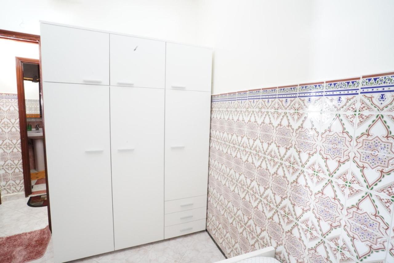 Apartment Oumnia 1 - City Center Tanger Exteriér fotografie